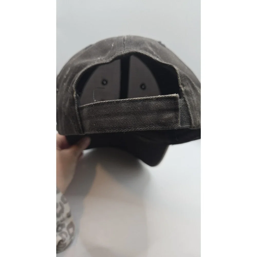 Case IH Agriculture Trucker Hat Black Gray Flame Logo Adjustable Farm Cap